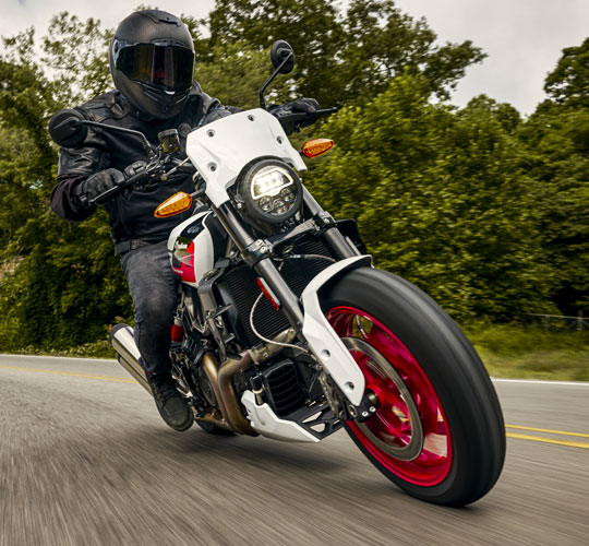 Posición de conducción que inspira confianza.